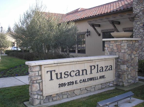 TUSCAN PLAZA 237: 237 E Caldwell Ave, Visalia, CA 93277